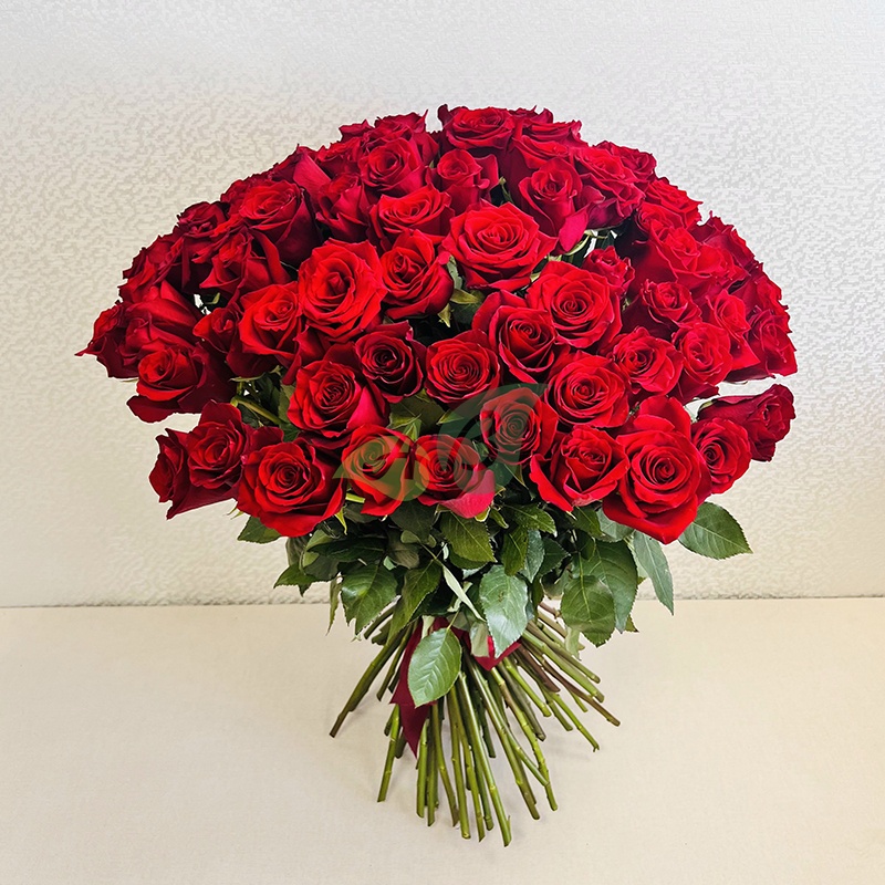 101 красная роза Эквадор